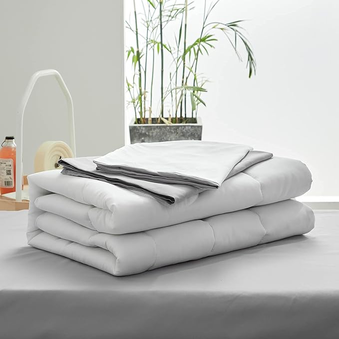 UOZZI BEDDING 4 Pieces Toddler Bedding Set Ultra Soft and Breathable Toddler Sheet Set - Includes Comforter, Flat Sheet, Fitted Sheet and Pillowcase - White & Gray