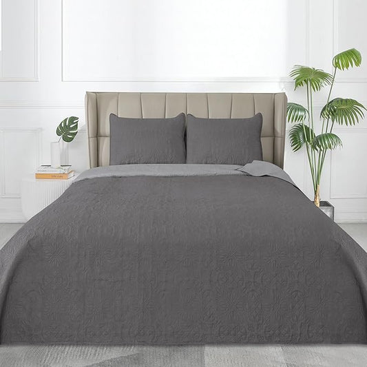 Easy-Going King Size Reversible Quilt Set with 1 Quilt and 2 Pillow Shams, Soft Bed Quilt Cover, Water Resistant Lightweight Microfiber Bedspread, Stain Resistant, Damask-Gray/Light Gray