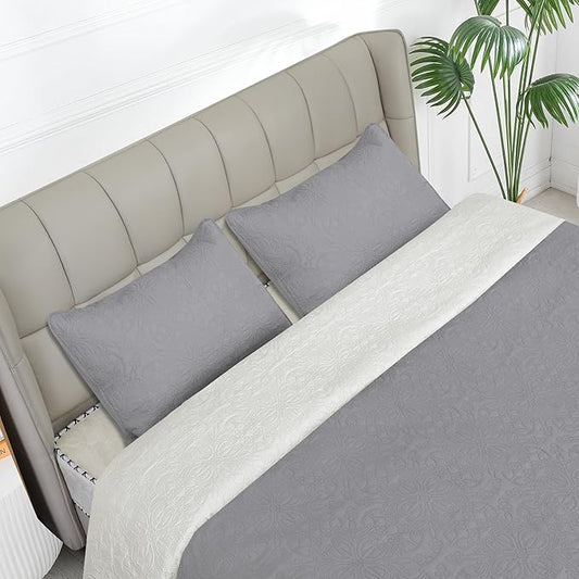 Easy-Going Twin Size Reversible Quilt Set with 1 Quilt and 1 Pillow Sham, Soft Bed Quilt Cover, Water Resistant Lightweight Microfiber Bedspread, Stain Resistant, Damask-Light Gray/Ivory