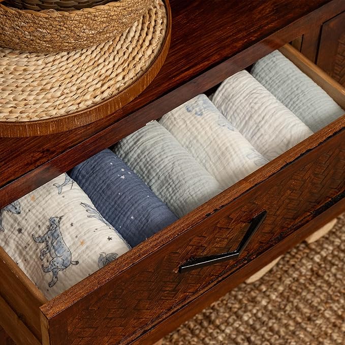 Gllquen Baby Muslin Bassinet Sheets 3 Pack, Breathable Elastic Cozy Fitted Cotton Bassinet Mattress Sheet for Baby Boy Girls, Fit for Hourglass Oval Rectangular Cradle Pad Sheets 33"x17" (Star)