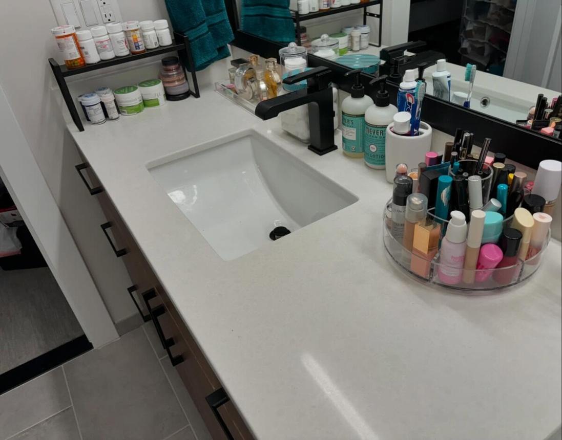 10 Smart Ways to Organize Your Bathroom Counter 🚿🧴