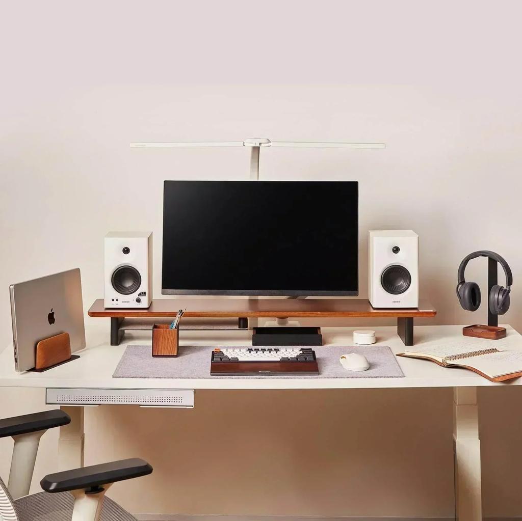 Dual Monitor Setup Ideas for Productivity & Clean Desk