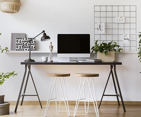 How to Organize Your Desk Like a Professional