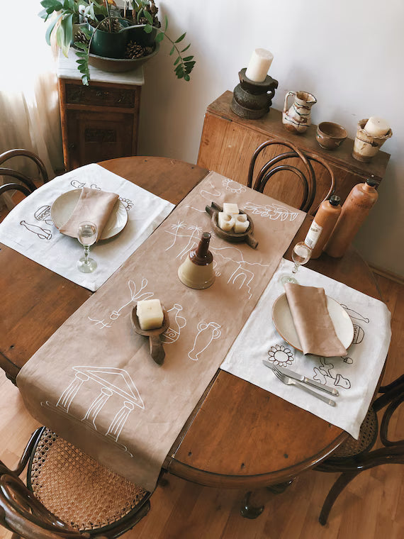 Table Linens & Runners