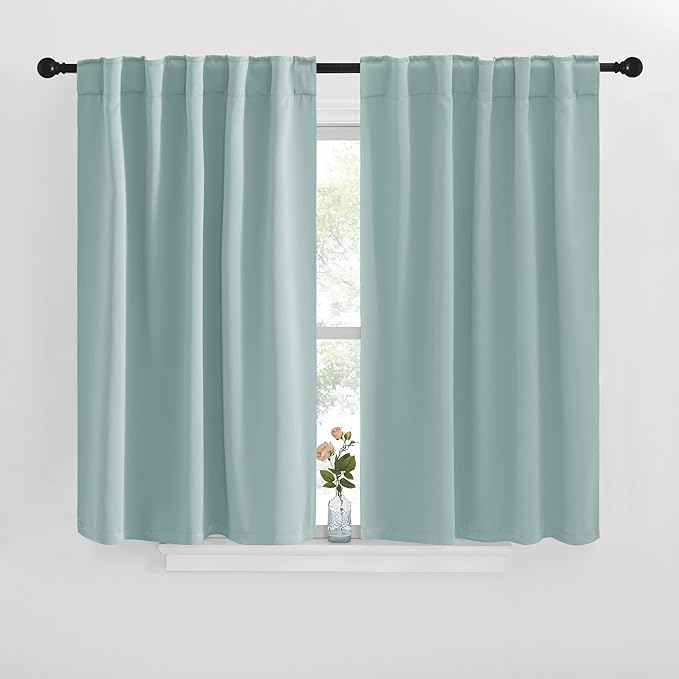 NICETOWN Window Treatment Blackout Curtains and Draperies by NICETOWN