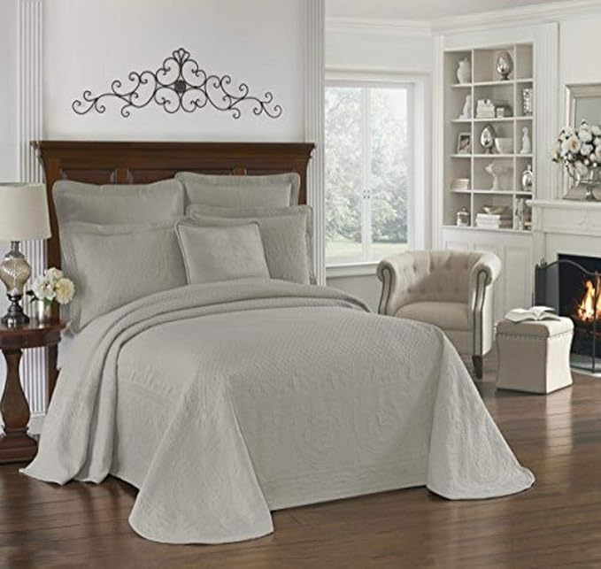 King Charles Modern Farmhouse Floral Matelasse Bedspread, 100% Cotton by Historic+Charleston+Collection