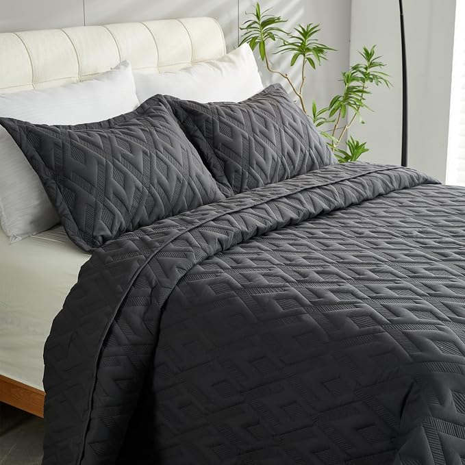 Cmfshape Diamond Embroidery Quilt Set, 3 Pieces King Quilt Bedding Set - Image 5