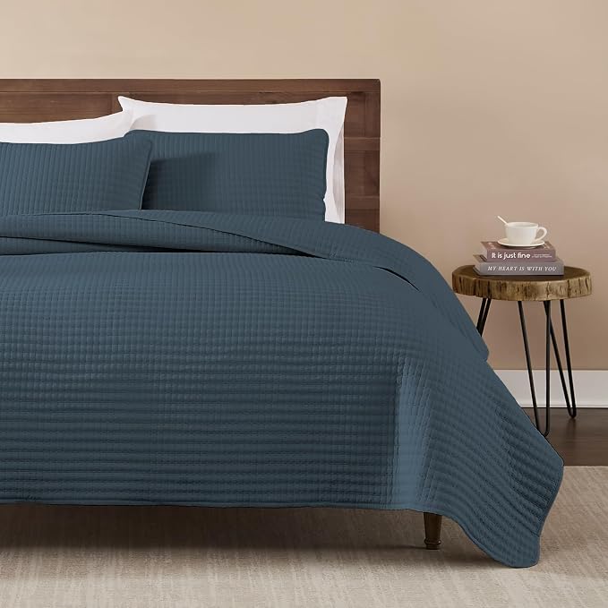 King Size Quilt-Lightweight Navy Blue Bedspreads King Quilt Bedding Set | Soft - Image 4