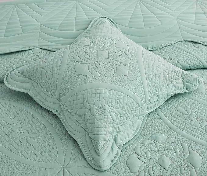 DaisyHuang Oversized Bedspread - Image 7