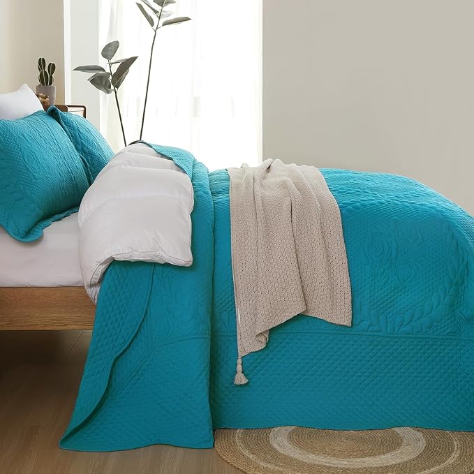 EVENHUG Oversized King Bedspreads California King Quilt Set - Image 3