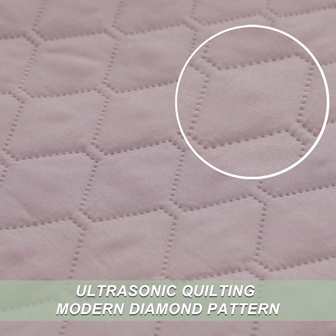 Exclusivo Mezcla Reversible California King Quilt Set, Lilac Ash | Lightweight - Image 4