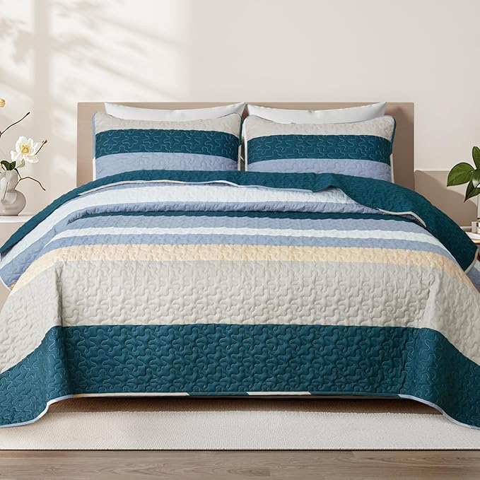 Whale Flotilla Reversible Navy Blue Quilt Twin Size by WHALEFLOTILLA