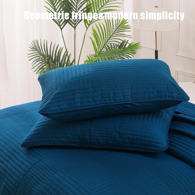 Whale Flotilla Ultra Soft Queen Quilt Bedding Set, Lightweight - Image 6