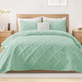 Exclusivo Mezcla California King Size Quilt, Light Green | Soft Bedspreads by ExclusivoMezcla