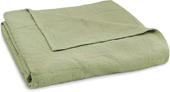 King Charles Modern Farmhouse Floral Matelasse Bedspread, 100% Cotton - Image 6