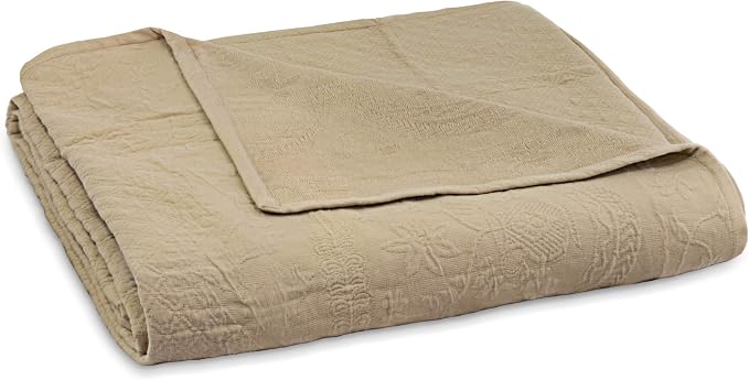 King Charles Modern Farmhouse Floral Matelasse Bedspread, 100% Cotton - Image 8