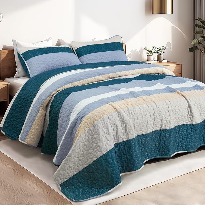 Whale Flotilla Reversible Navy Blue Quilt King Size - Image 5