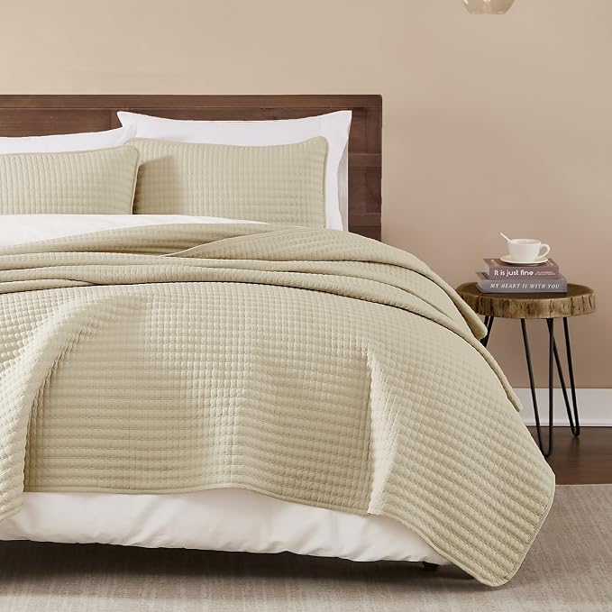 Queen Quilt- Lightweight Bedspreads Beige Queen Size Quilt Bedding Set | Soft - Image 8