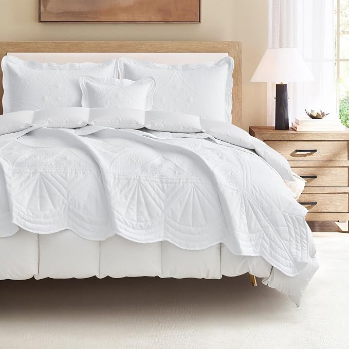 DaisyHuang Oversized Bedspread - Image 7