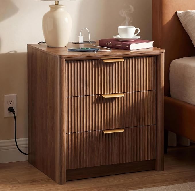 LYNCOHOME 23" Fluted Nightstand by LYNCOHOME