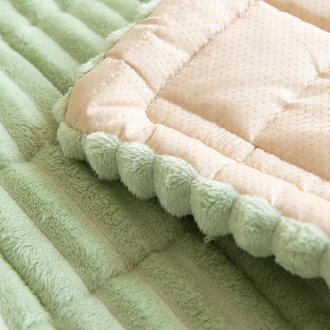 Non Slip Fuzzy Pet Couch Covers for Sofa, Washable Couch Cushion Covers for Large Dogs