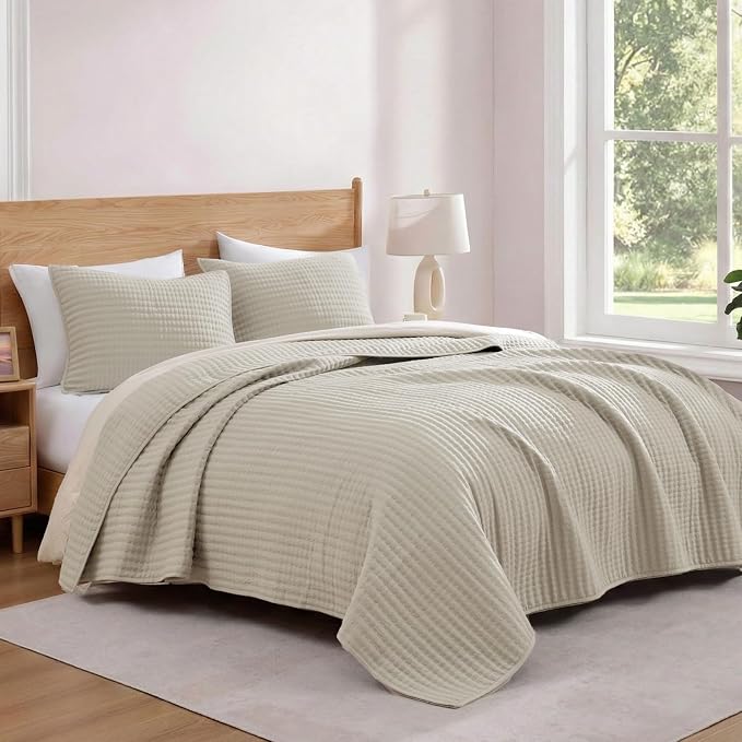 King Size Quilt- Lightweight Bedspreads Oatmeal King Quilt Bedding Set | Soft - Image 4