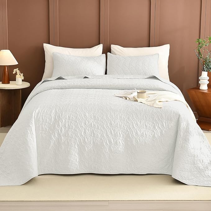 Lady Ann White Oversized King Quilt 128x120, Leaves Pattern Printed Oversized - Image 2