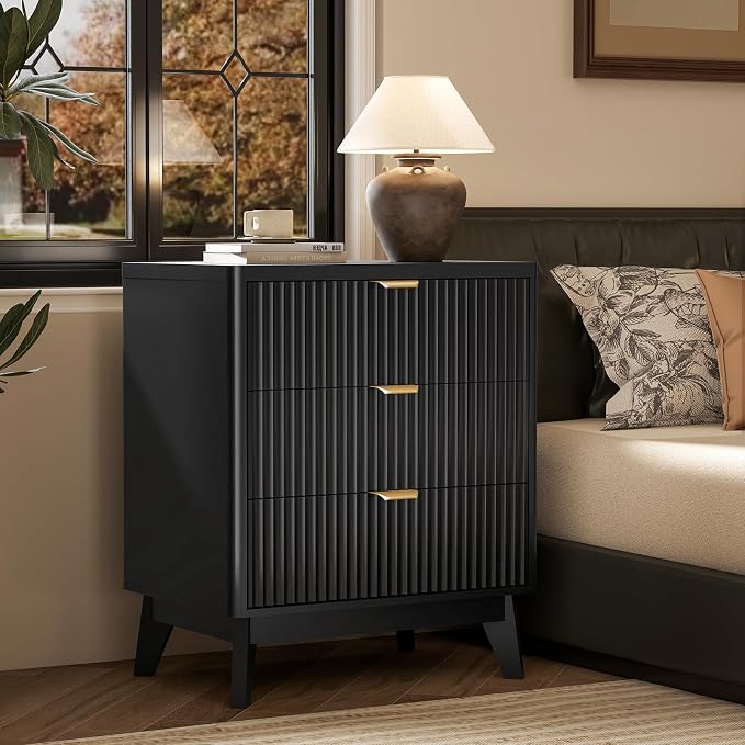 LYNCOHOME Fluted Night Stand by LYNCOHOME