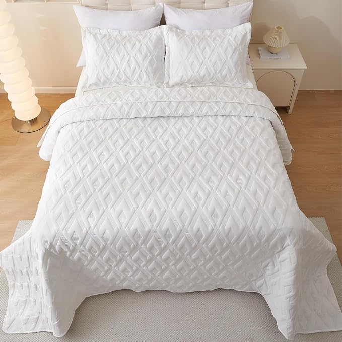 Cmfshape Diamond Embroidery Quilt Set, 3 Pieces Queen Quilt Bedding Set - Image 4