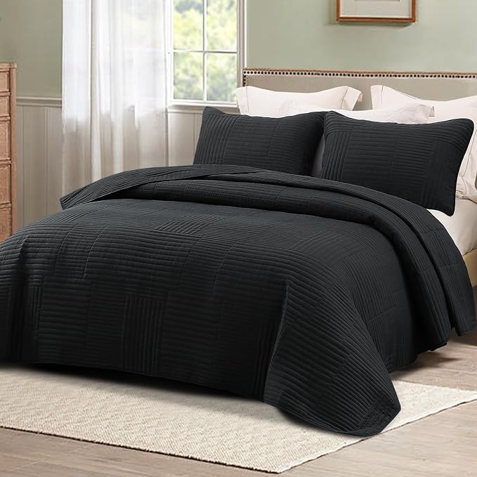 Whale Flotilla Ultra Soft King Quilt Bedding Set, Lightweight - Image 9