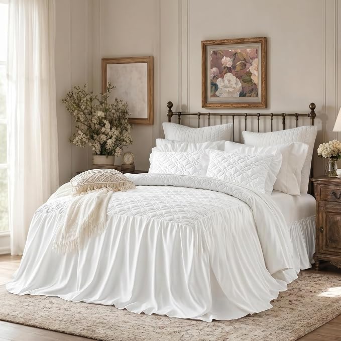 Ruffle Skirt Bedspread Set Flower Style by Uozzi+Bedding