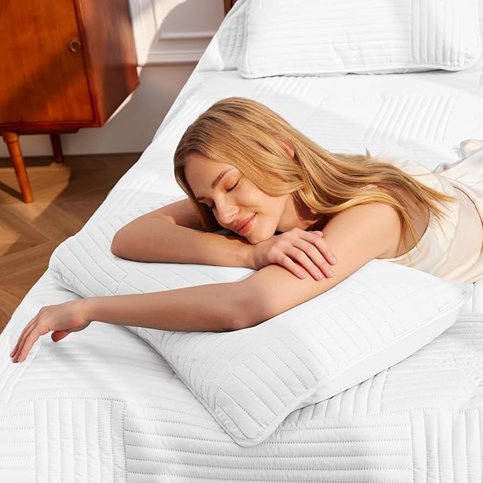Whale Flotilla Ultra Soft King Quilt Bedding Set, Lightweight - Image 4