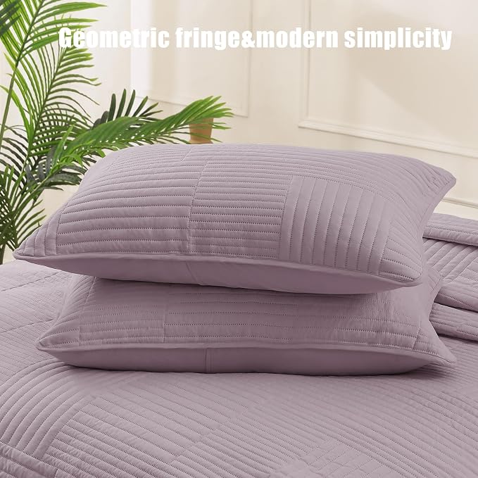 Whale Flotilla Ultra Soft King Quilt Bedding Set, Lightweight - Image 6