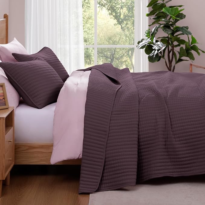 King Size Quilt-Lightweight Plum Bedspreads King Quilt Bedding Set | Soft - Image 5