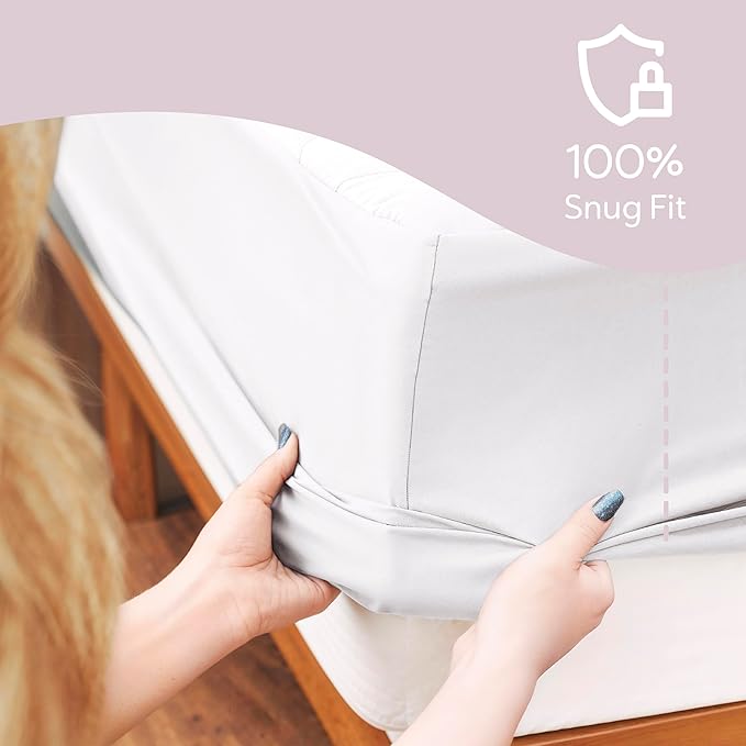 Hearth & Harbor Full Size Quilted Fitted Mattress Pad Cover, 100% Waterproof Mattress Protectors, Deep Pocket Fitted Mattress Cover 8" - 21" (54" x 75", White)