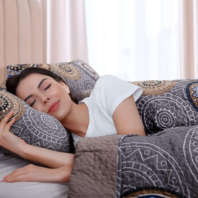 3 Pieces Full/Queen Size Quilt Set Lightweight Summer Bedspread 90''x98'' Soft - Image 4