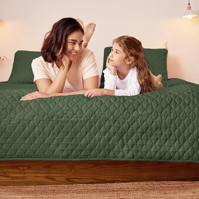 Exclusivo Mezcla Reversible Full Queen Quilt Bedding Set, Olive Green | - Image 3
