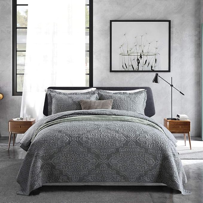 3-Piece King Quilt Set Quilted Bedspread Oversized Microfiber Lightweight by Travan