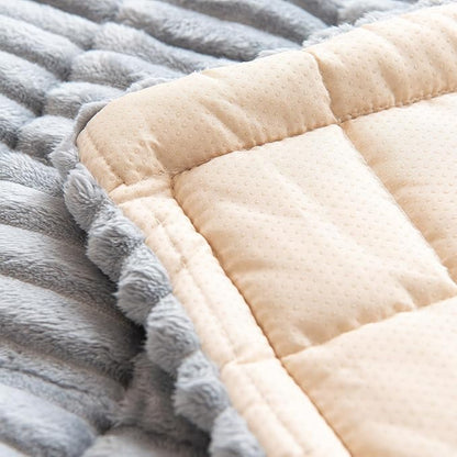 Non Slip Fuzzy Pet Couch Covers for Sofa, Washable Couch Cushion Covers for Large Dogs