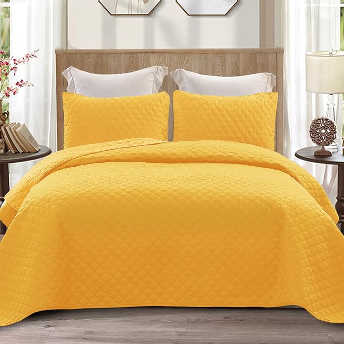 Exclusivo Mezcla Reversible King Size Quilt Bedding Set, Bright Yellow | by ExclusivoMezcla