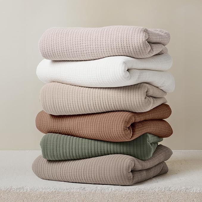 EVERGRACEHOME Cotton Gauze Matelassé Coverlet, King Size, Terracotta Clay | - Image 7