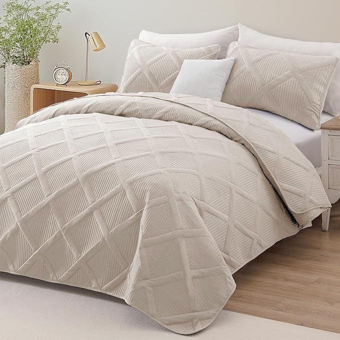 Exclusivo Mezcla Quilts Queen Size, Brich Beige | Soft Bedspreads - Image 2