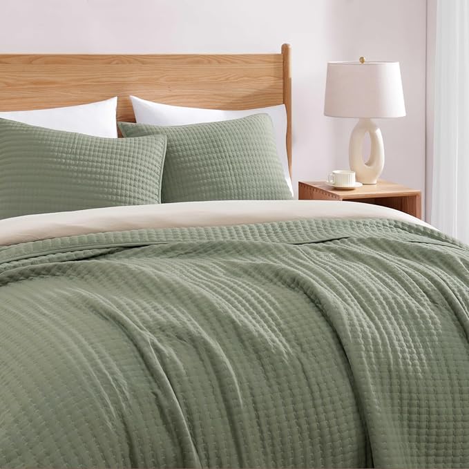 Oversized King Quilt-Sage Green Lightweight Bedspreads Quilt Bedding Set | Soft - Image 3