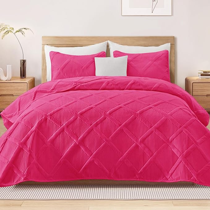 Exclusivo Mezcla Twin Size Quilt Set, Hot Pink | Soft Bedspreads by ExclusivoMezcla