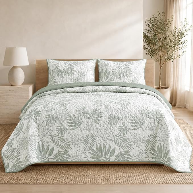 Queen Quilt Set-3 Pieces Soft Bedding Floral Reversible Coverlet | All Seasons by BLOOMHAVEN