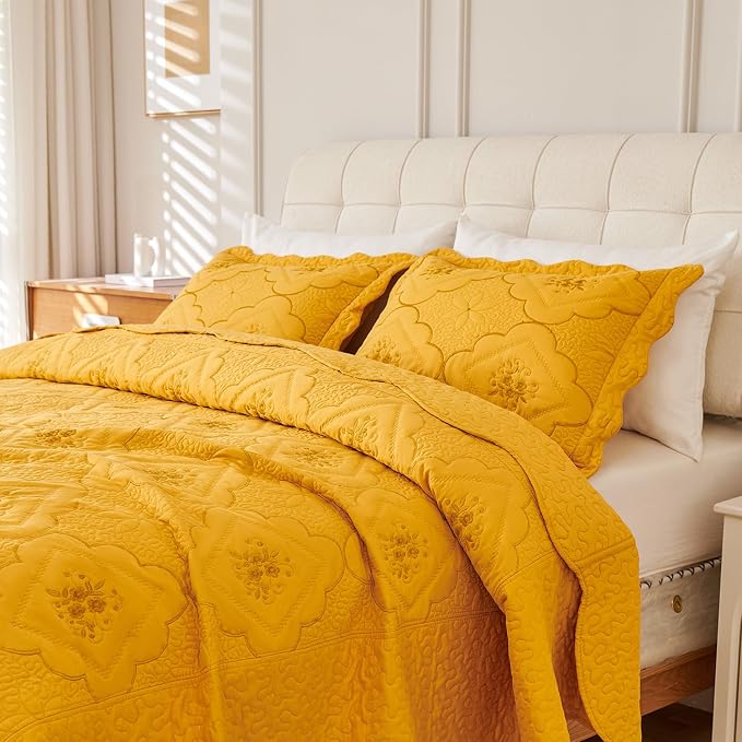 Cmfshape Queen Bedspread 90"x89" - Image 3