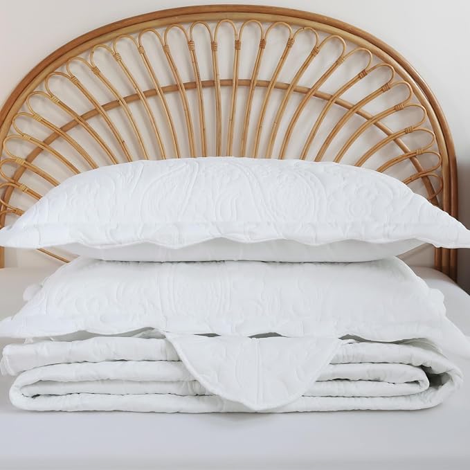 EVENHUG Oversized King Bedspreads California King Quilt Set - Image 8