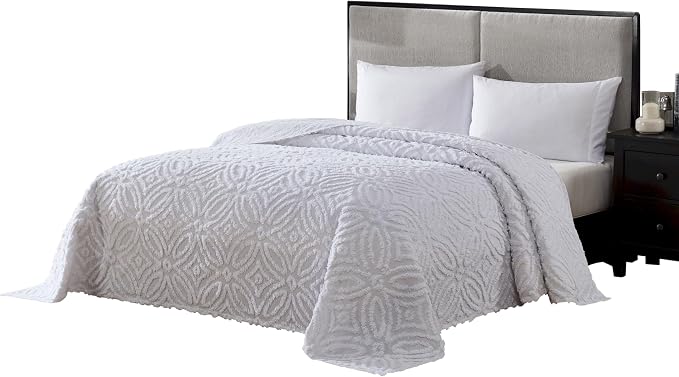 Beatrice Home Fashions Wedding Ring Full Cotton Chenille Bedspread, cozy plush by BeatriceHomeFashions