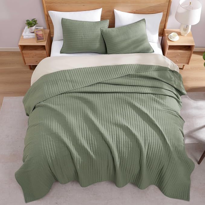 Sage Green California/Oversized King Size Quilt Bedding Set | Lightweight Soft - Image 8