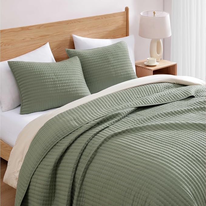Sage Green California/Oversized King Size Quilt Bedding Set | Lightweight Soft - Image 2